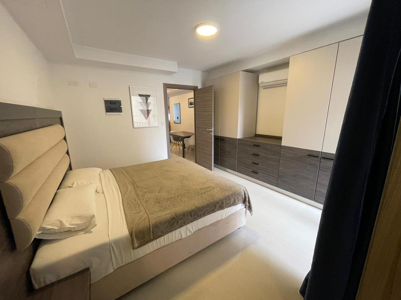 Valletta View Apartments By St Hotels Gzira Extérieur photo