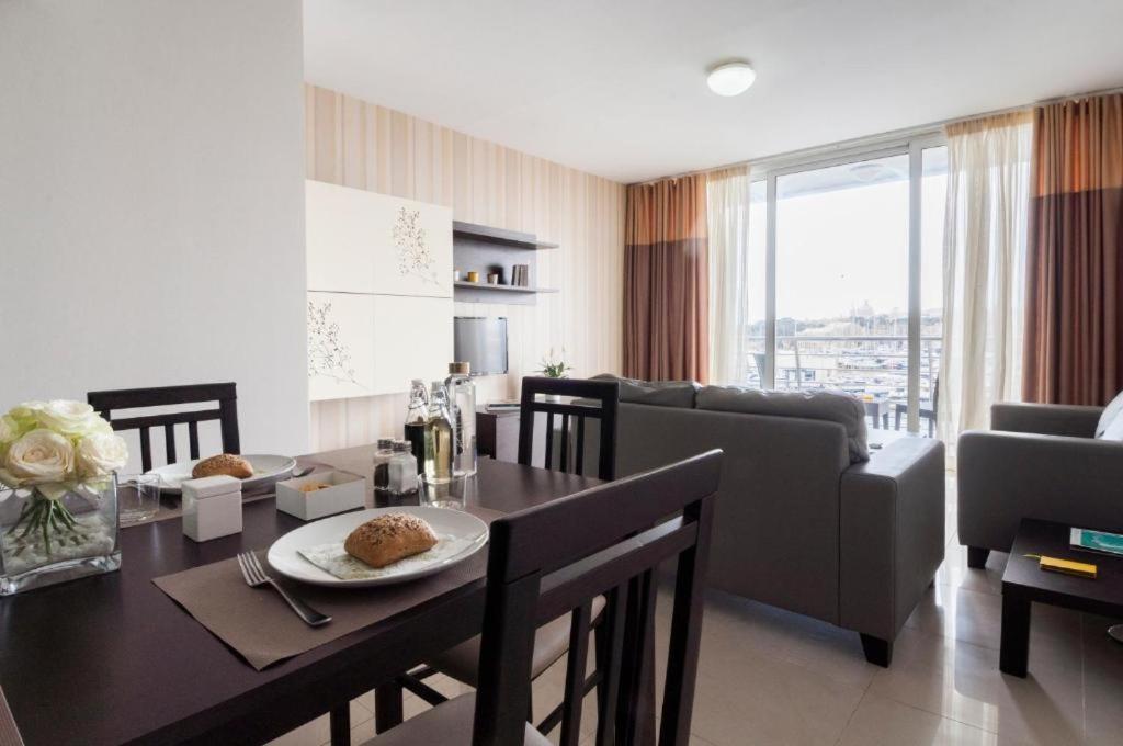 Valletta View Apartments By St Hotels Gzira Extérieur photo